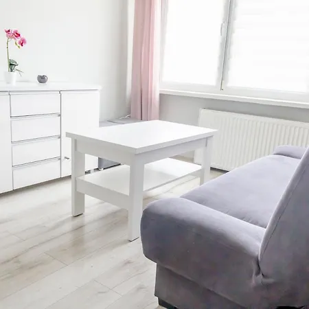 Al-dom Izi Apartment Kolobrzeg