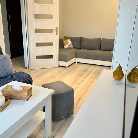 Al-dom Izi דירה *